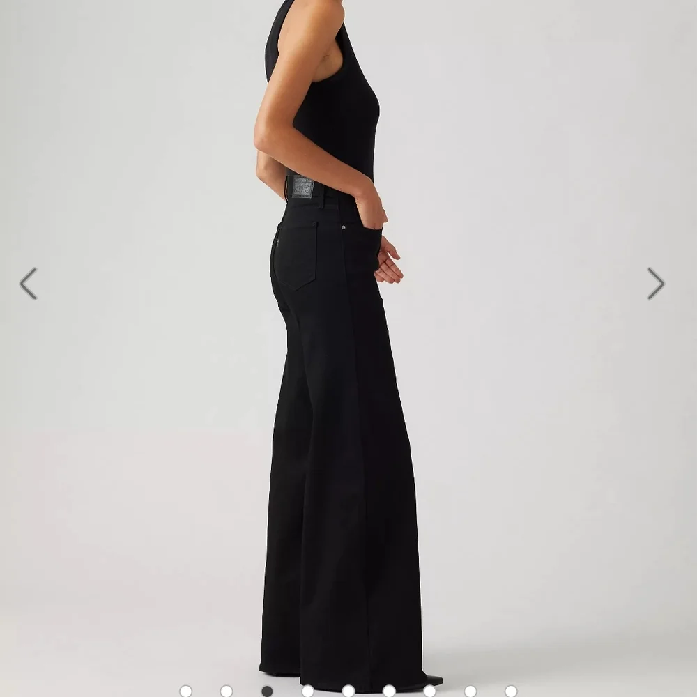 Black Flare Wide Leg Levi's Jeans